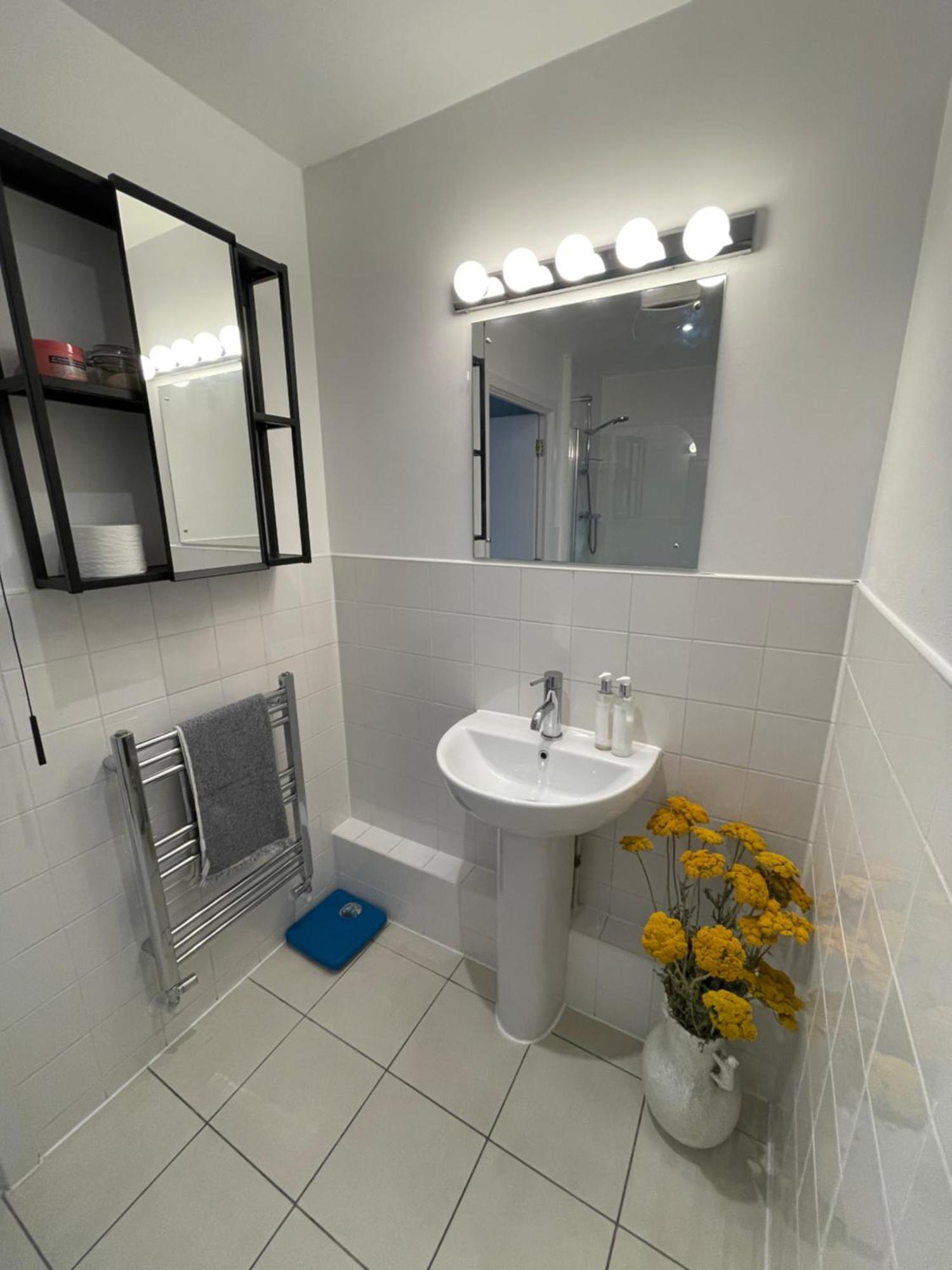 Peloton Organic Health Apartment In Angel, Old Street, Islington Лондон Екстер'єр фото